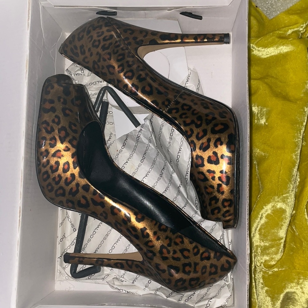 Aldo Pruzany Peep Toe Heels